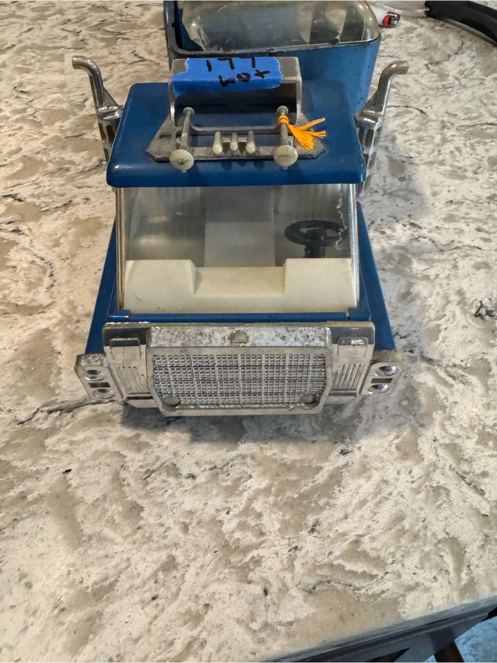 Blue Vista Dome Horse Van Toy Truck